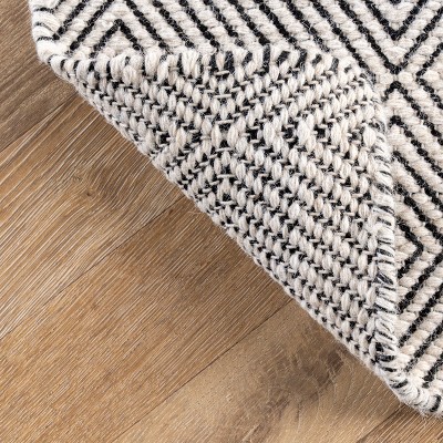 Ivory Geometric Handwoven Wool Runner Rug, 2' 6" x 6'