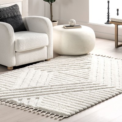 Ivory Rectangular Shag Rug with Tassels, 4' x 6'