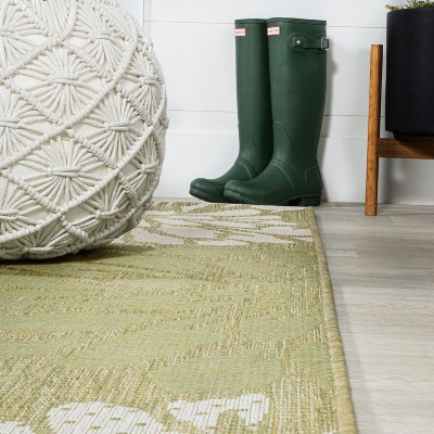 Zinnia Gray Floral Flat Woven Reversible Indoor/Outdoor Rug