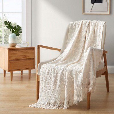 Peace Nest 50"x60" Diamond Knit Throw Blanket