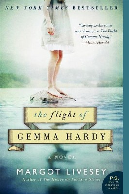 The Flight of Gemma Hardy (Reprint) (Paperback) by Margot Livesey