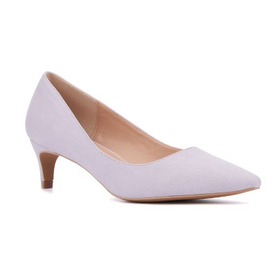 New York & Company Women's Kaelyn Kitten Heel Pump