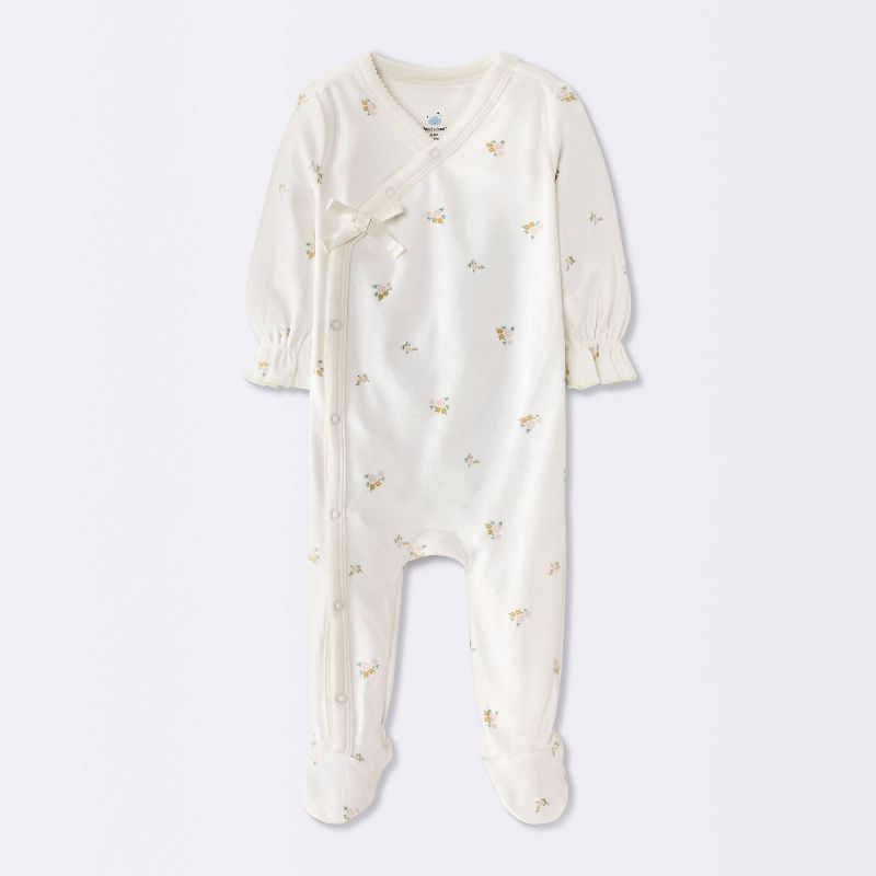 Baby Girls' Floral Velour Sleep N' Play - Cloud Island™ Cream Newborn