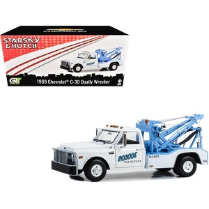 1969 Chevrolet C-30 Dually Wrecker Tow Truck White "Starsky and Hutch" (1975-1979) TV 1/18 Diecast Model Car by Greenlight - 1 of 3
