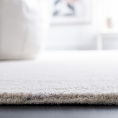 Silver Elegance 5' x 8' Hand-Knotted Wool Area Rug