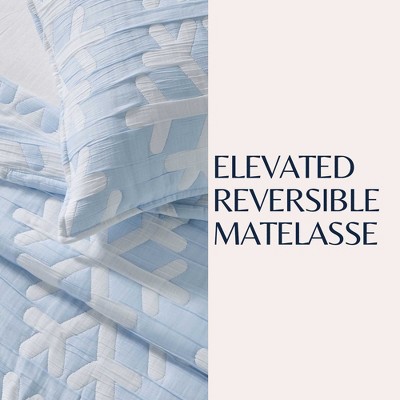 Twin Blue and White Reversible Microfiber Quilt Set