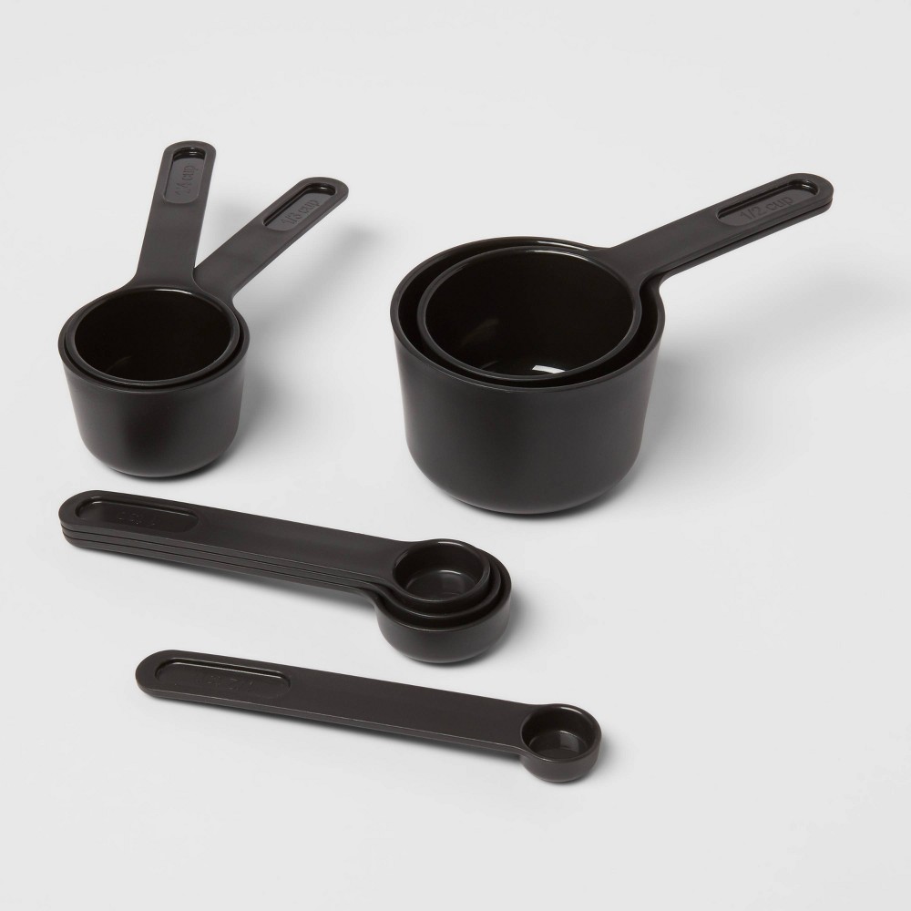 8pc Plastic Measuring Cup Set Black - Room Essentials