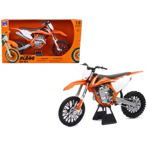 2018 KTM 450 SX-F Dirt Bike Motorcycle Orange and White 1/6 Diecast Model by New Ray - 1 of 3