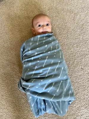 Flannel swaddle hot sale blankets