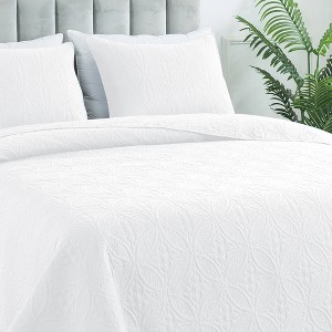 HYLEORY Quilt Set - Soft Lightweight Quilts Reversible Quilted Bedspreads 2 Piece (1 Quilt, 1 or 2 Pillow Sham) - 1 of 4