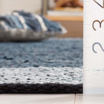 Mod-Chic Gray Cotton and Cowhide 4' x 6' Flat Woven Area Rug