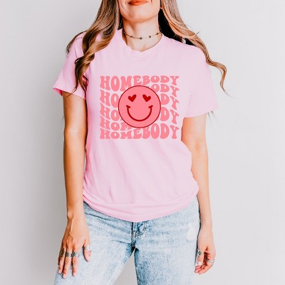 Simply Sage Market Homebody Stacked Smiley Face Short Sleeve Tee
