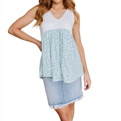 Women's Whoopsie Daisy Floral Peplum Tank - Lovely Melody