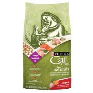 Purina Cat Chow Naturals Original Chicken Flavor Dry Cat Food - 1 of 4