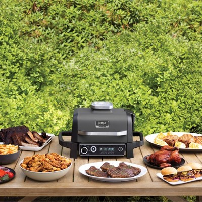 Ninja OG701 Woodfire Outdoor Grill, 7-in-1 Master Grill, BBQ Smoker