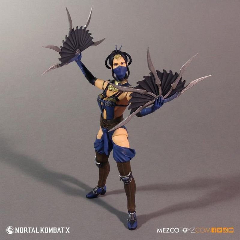 Mezco Toyz Mortal Kombat X Series 2: Kitana 6" Action Figure, 3 of 5