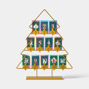 Gold Metal Standing Tree 12 Photos Display with Ornament Clips - Wondershop™ - 1 of 4