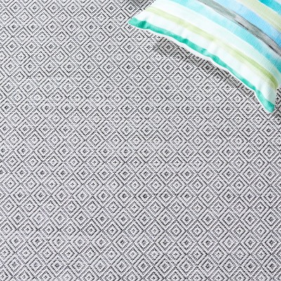 Hampton Ivory and Black Square Indoor/Outdoor Rug
