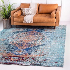 Unique Loom    Vita Warhol Area Rug - 1 of 4