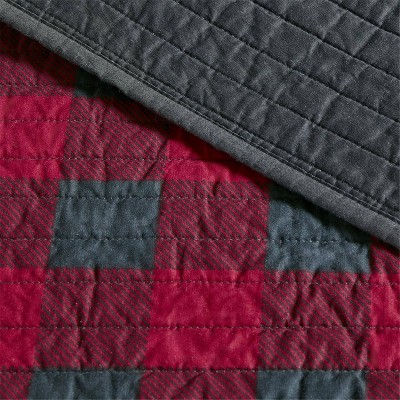 Red and Black Cotton Reversible Full Quilt Set