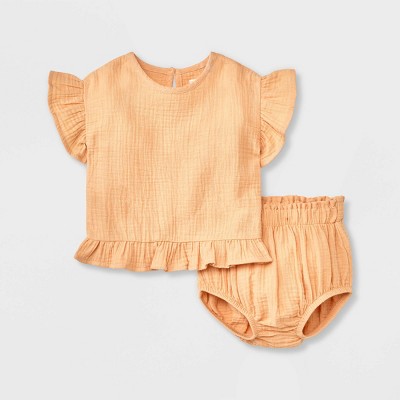 Image of Grayson Collective Baby Girls' Gauze Ruffle Short Sleeve Top & Bottom Set - Orange 12M