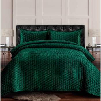 3pc Queen Lugano Honeycomb Velvet Oversized Solid Quilt Set Emerald Green - Tribeca Living
