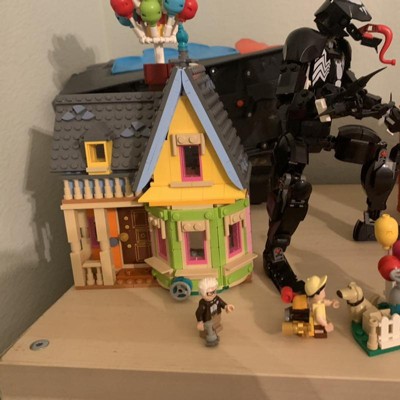  LEGO Disney and Pixar 'Up' House Disney 100 Celebration Classic  Building Toy Set for Kids and Movie Fans Ages 9 and Up, A Fun Gift for  Disney Fans and Anyone Who