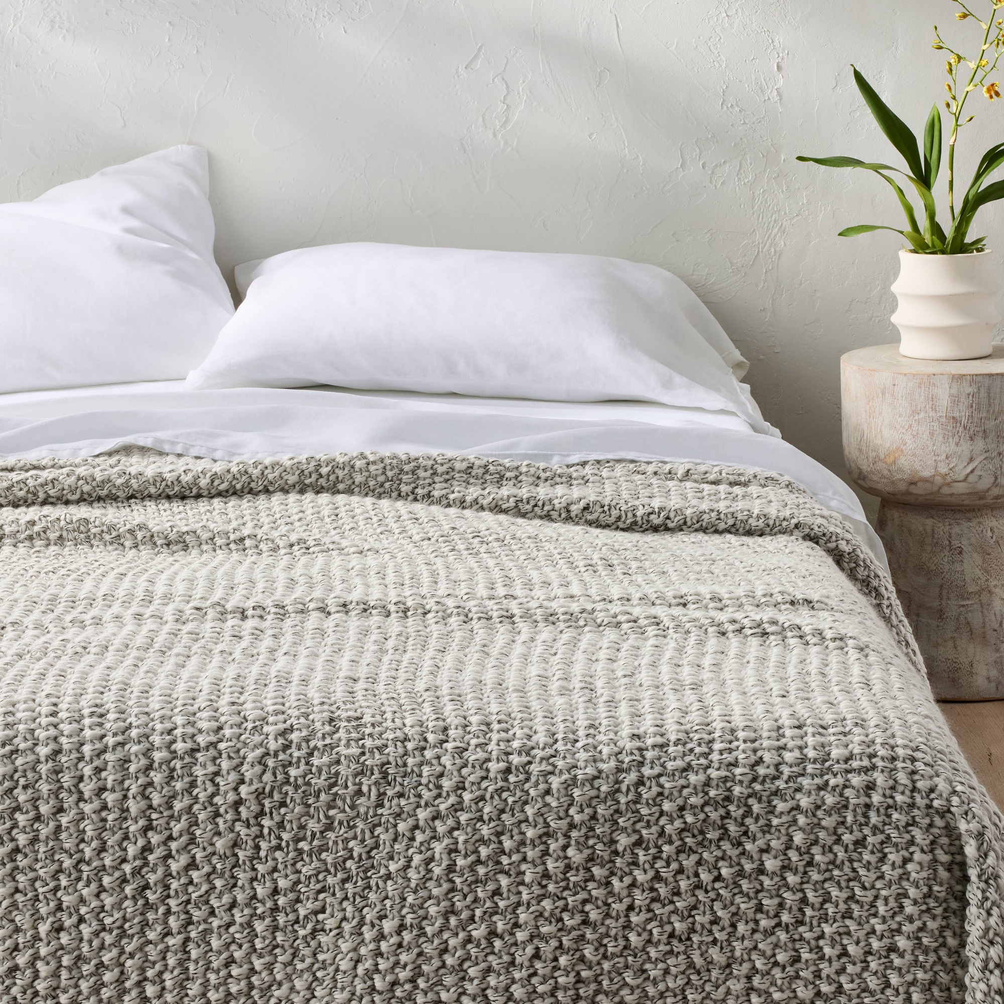 Full/Queen Chunky Knit Bed Blanket Marled Gray - Casaluna™