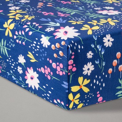 navy floral crib sheet