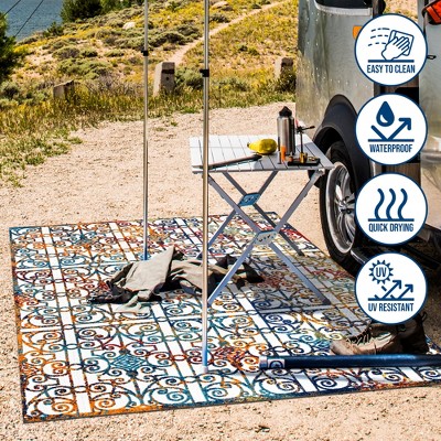 Blue and Cream Trellis Synthetic 4' x 6' Reversible Rug