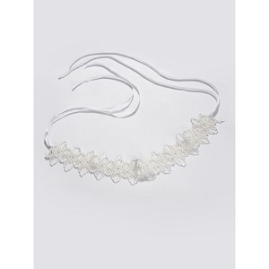 SOHI Women's White Floral Choker Necklace - 1 of 4