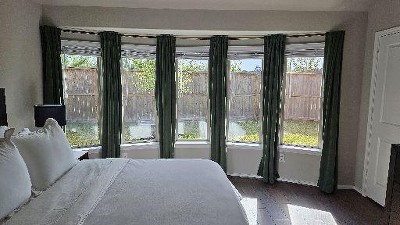 Guest review image 2 of 2, zoom in