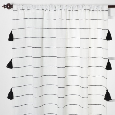 Featured image of post Opalhouse Target Shower Curtains When target introduced their opalhouse line last year it was a surprise departure from the more classic everyday pieces the store was known for