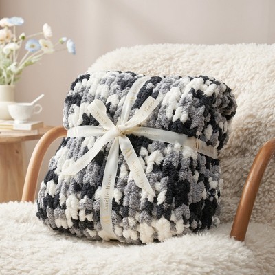 Amelie Home Chunky Knit Blanket Throw,Handmade Chenille Cable Knitted Crochet Throw Blanket,Throw