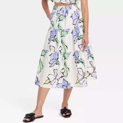 Summer Flowers Printed Cotton Midi Wrap Skirt in Ivory, Off-White