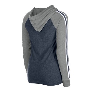 MLB New York Yankees Women's Lightweight Hooded Sweatshirt - 1 of 4