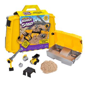 Kinetic Sand, Beach Day Fun Playset with Castle Molds, Tools, and 12 o –
