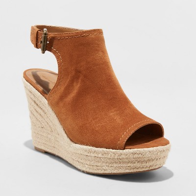 target womens sandals