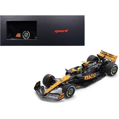 McLaren MCL60 #4 Lando Norris "Chrome" 2nd Place F1 "Japanese GP"  (2023) and Acrylic Display Case  1/18 Model Car by Spark
