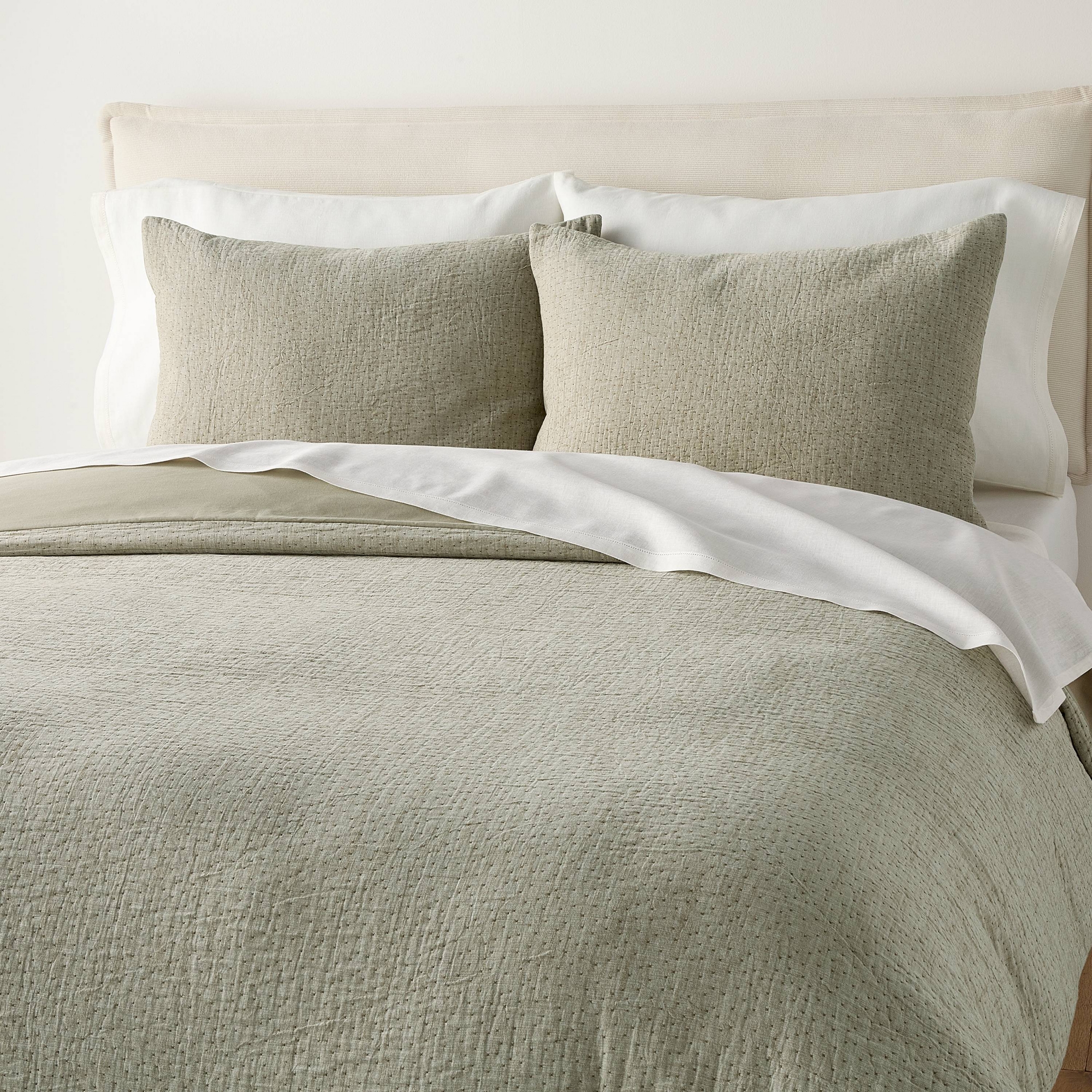 King Gauze Stitch Pin Dot Comforter Set Green - Hearth & Hand™ with Magnolia