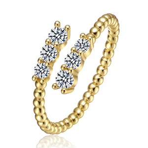 "Guili Teens/Young Adults Three-Stone Cubic Zirconia Ring – A Perfect Choice for Engagements, Anniversaries, or Promise Rings" - 1 of 2