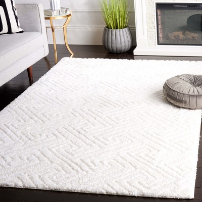 White Geometric Shag Synthetic 4' x 6' Area Rug