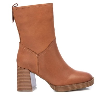 Carmela Collection, Women's Leather Booties 161205