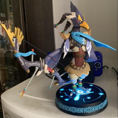 Revali pvc statue