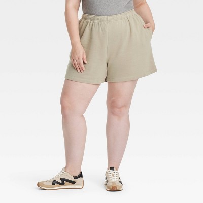 Women's Leisure Studio Mid-Thigh Fleece Shorts - Universal Thread™