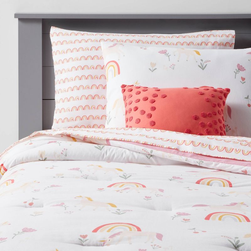 Unicorn Kids' Bedding Set with Sheets - Pillowfort™, 1 of 10