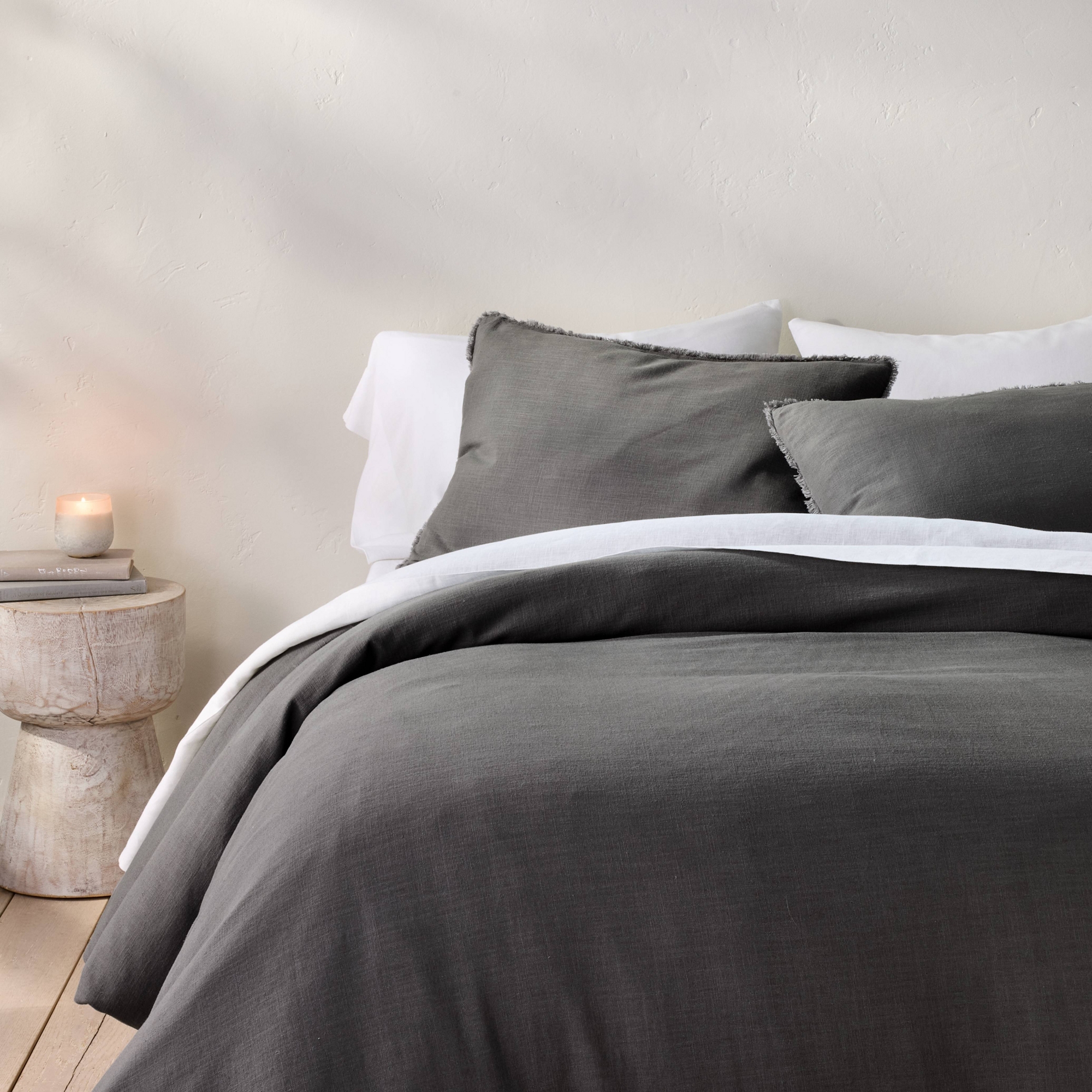 King Heavyweight Linen Blend Duvet Cover & Sham Set Dark Gray - Casaluna™