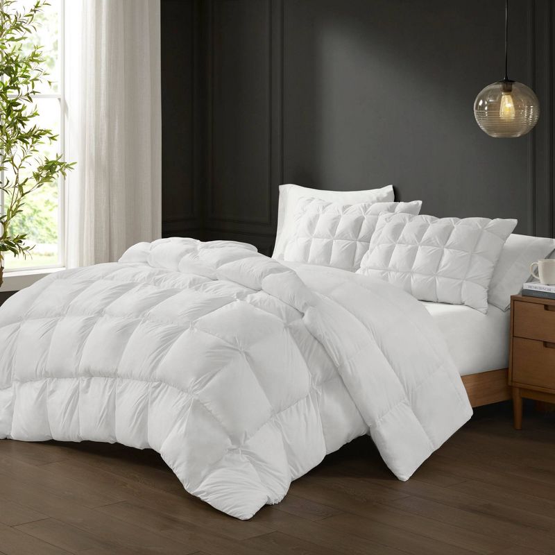 Stay Puffed Overfilled Down Alternative Comforter White - Madison Park, 4 of 16