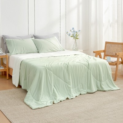 Cozy Bliss Cooling Blanket, Lightweight Comforter, Silk-Feel Fabric for Hot Sleepers
