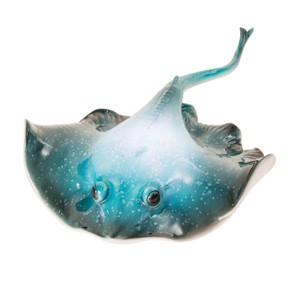 Beachcombers Stingray with Led Figurine - 1 of 1